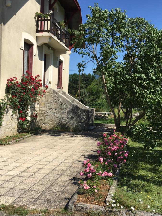 Chambres D'Hotes Des Bauges Route 26 57 La Motte-en-Beauges Екстериор снимка